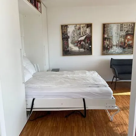アパート Penthouse-wohnung Mit Flussblick *